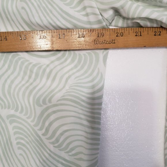 Ann Taylor Petite V-Neck Long Sleeve Blouse, Size SP - Picture 7 of 10